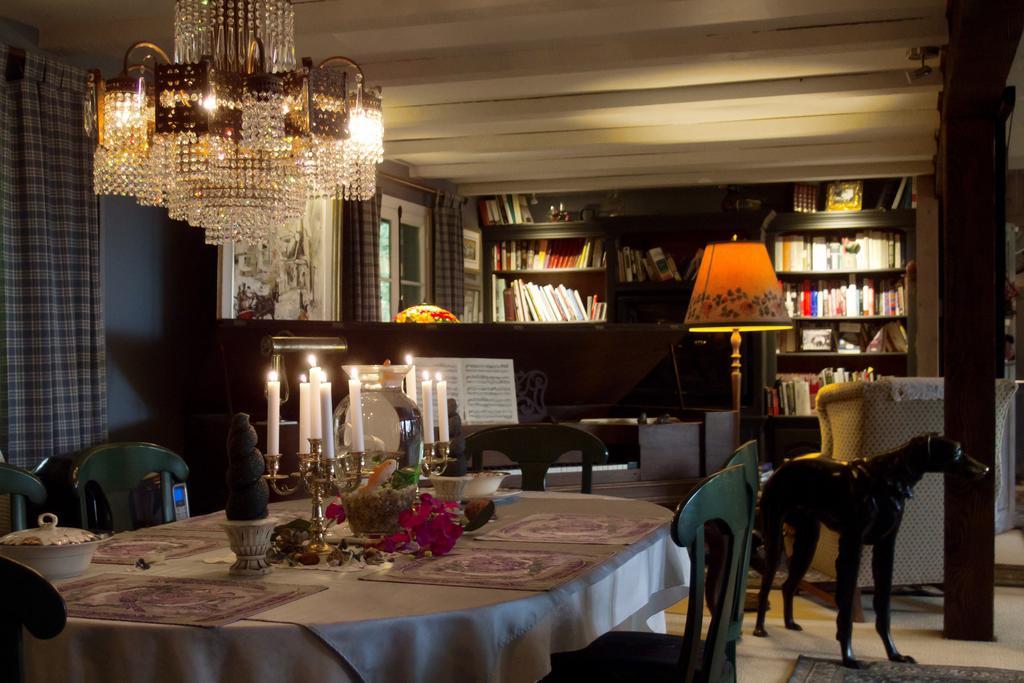 Le Petit Clocher Gite Touristique B & B Saint-Sauveur-des-Monts Eksteriør billede